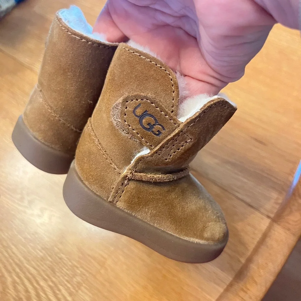 UGG Jesse II Chestnut Suede Baby Boots 1096089I Size 0/1 Infant